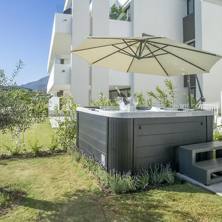Fabuloso Con Jardin Privado Y Jacuzzi Apartment *