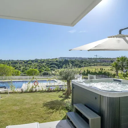 Fabuloso Con Jardin Privado Y Jacuzzi Apartment Estepona
