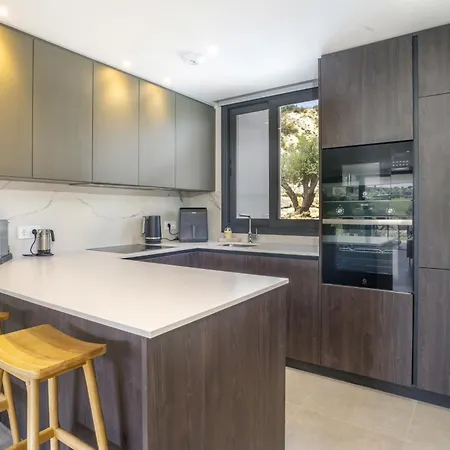Apartament Fabuloso Con Jardin Privado Y Jacuzzi *